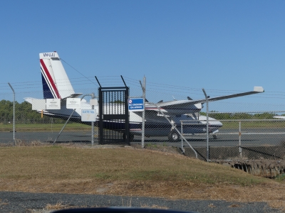 VH-UJU