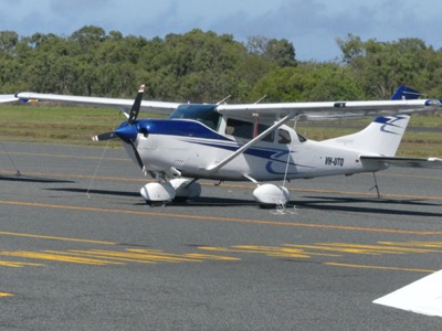 VH-UTQ