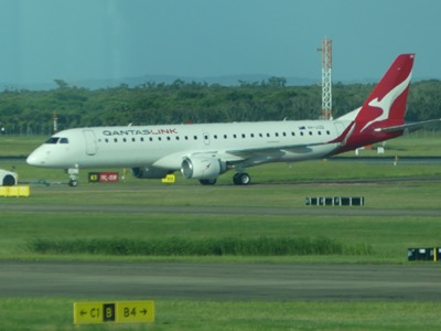 VH-UZD