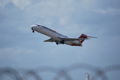 VH-YQV